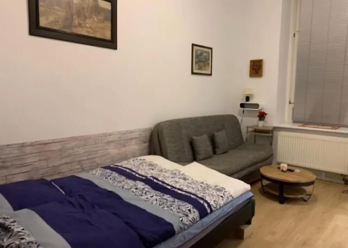 Pension Lotti Friedrichshain Berlin